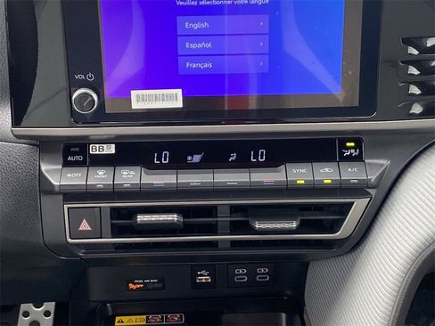 Certified 2025 Toyota Camry SE image 30