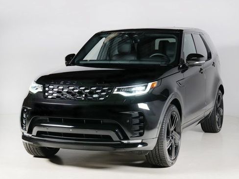 Certified 2025 Land Rover Discovery Dynamic SE AWD/4WD image 1