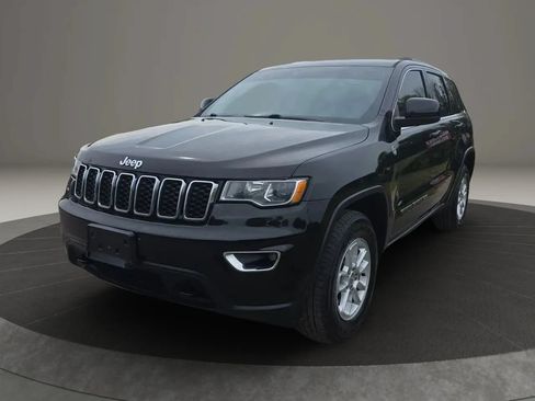 Used 2019 Jeep Grand Cherokee Laredo AWD/4WD image 1