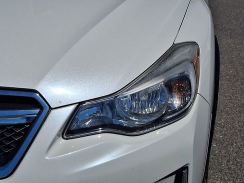 Used 2017 Subaru Crosstrek 2.0i Limited image 9