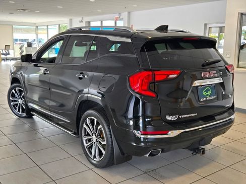 Certified 2018 GMC Terrain Denali w/ LPO, 'HIT The Road' Package AWD/4WD image 15