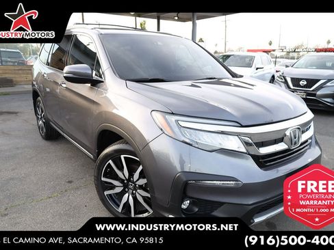 Used 2019 Honda Pilot Elite image 1