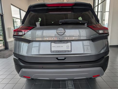 Used 2023 Nissan Rogue S AWD/4WD image 3
