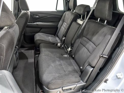 Used 2022 Honda Pilot Sport image 16