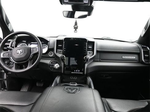 Used 2025 RAM 1500 Laramie image 22