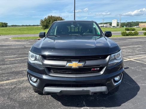 Used 2018 Chevrolet Colorado Z71 AWD/4WD image 2