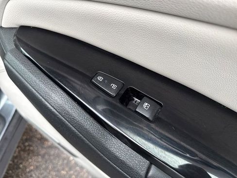 Used 2023 Kia Sportage EX image 41