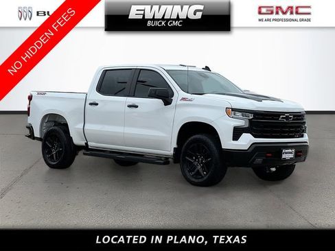 Used 2025 Chevrolet Silverado 1500 LT Trail Boss w/ Convenience Package II AWD/4WD image 1