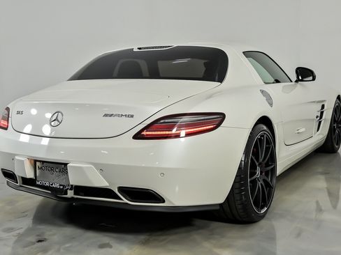 Used 2012 Mercedes-Benz SLS AMG Coupe image 13