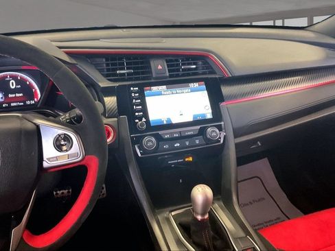 Used 2019 Honda Civic Type R image 9