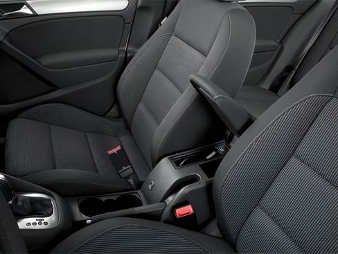 Used 2013 Volkswagen Golf TDI FWD image 11