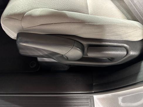 Used 2015 Honda CR-V LX image 15