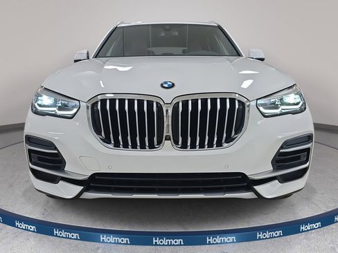 Used 2023 BMW X5 xDrive40i w/ Premium Package image 2