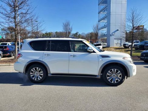 Used 2017 Nissan Armada SL w/ Technology Package image 2