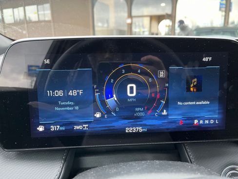 Used 2025 Chevrolet Equinox LT image 10