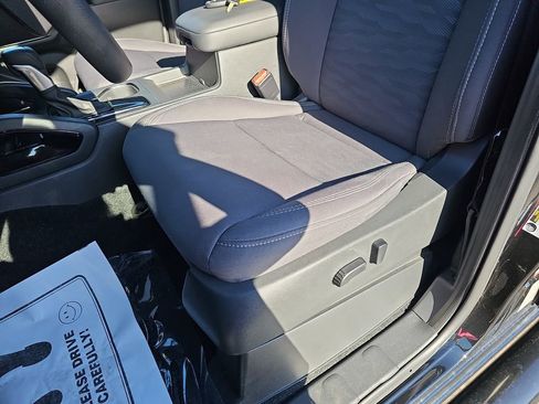 Used 2023 Nissan Frontier SV w/ Midnight Edition Package image 32