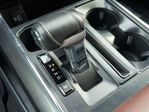 Used 2023 Ford F150 Lariat image 27