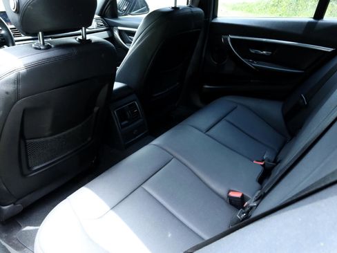 Used 2017 BMW 330i Sedan image 28