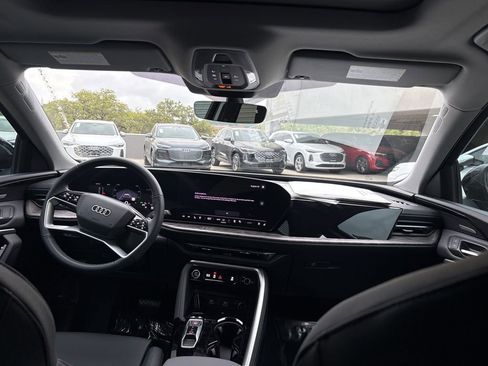 New 2025 Audi Q5 Premium Plus image 18