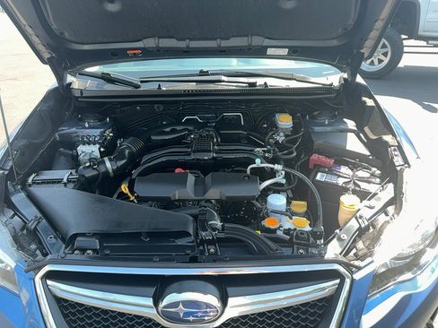Used 2017 Subaru Crosstrek 2.0i Premium w/ Moonroof Package AWD/4WD image 25