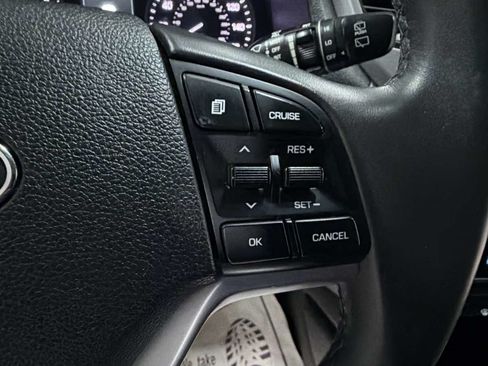 Used 2017 Hyundai Tucson Limited w/ Limited Ultimate Package 03 FWD image 18