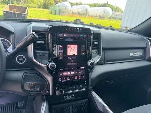 New 2026 RAM 3500 Big Horn AWD/4WD image 13