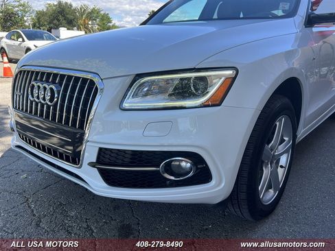 Used 2017 Audi Q5 2.0T Premium Plus w/ Technology Package AWD/4WD image 12