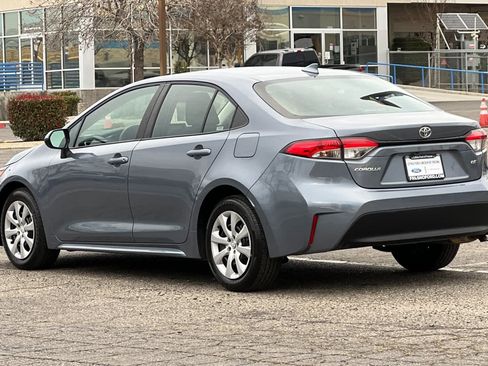Used 2025 Toyota Corolla LE image 7