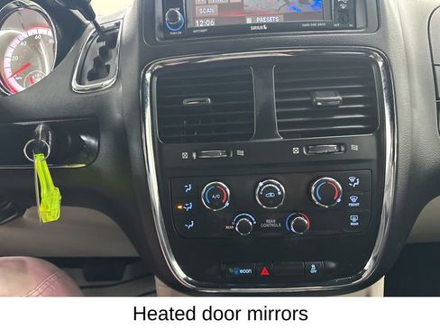 Used 2020 Dodge Grand Caravan SXT image 42