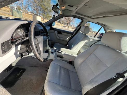 Used 1992 BMW 525i Sedan image 14