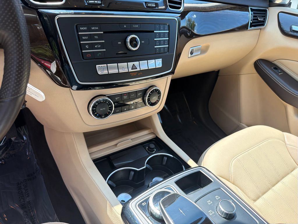 Used 2018 Mercedes-Benz GLE 350 w/ Premium 1 Package image 30