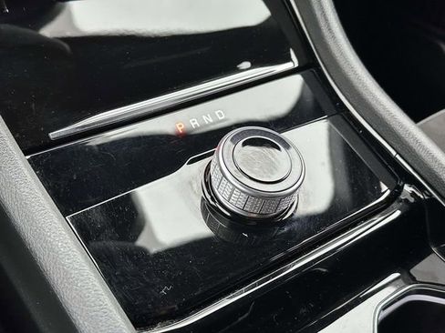 Used 2023 Jeep Grand Cherokee Altitude image 17