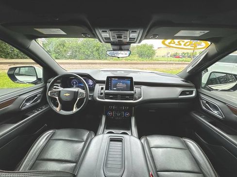 Used 2024 Chevrolet Suburban High Country w/ Advanced Technology Package AWD/4WD image 21