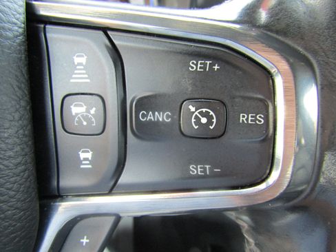 Used 2020 RAM 1500 Limited AWD/4WD image 29