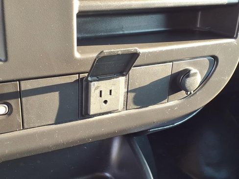 Certified 2024 GMC Savana 2500 w/ Driver Convenience Package image 21