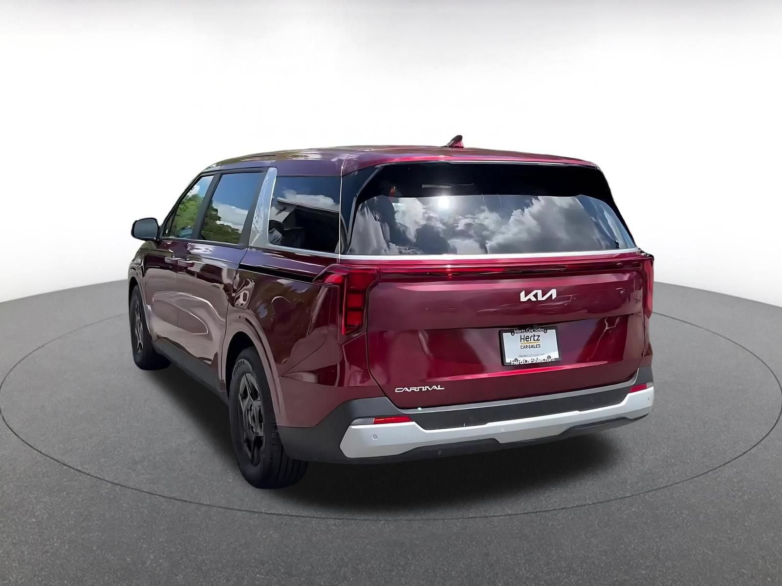 Used 2026 Kia Carnival FWD image 9