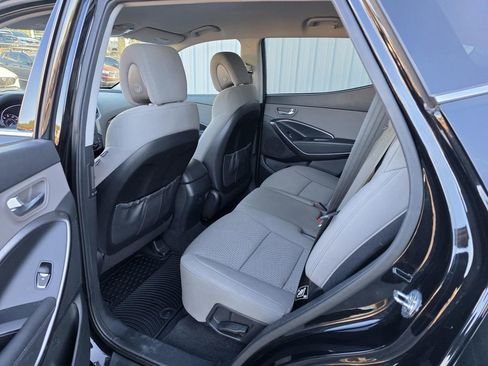 Used 2017 Hyundai Santa Fe Sport image 22