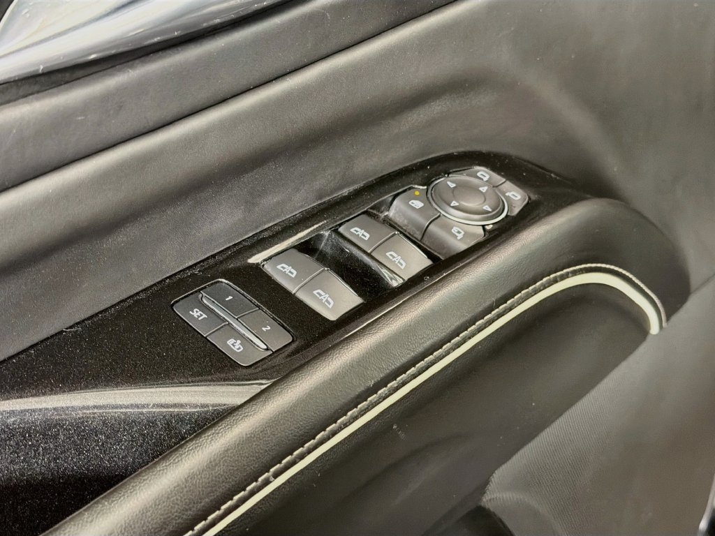 Used 2021 Cadillac Escalade ESV Sport Platinum AWD/4WD image 18