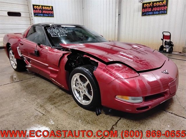 Used 2001 Chevrolet Corvette Coupe w/ Preferred Equipment Group2 RWD image 1