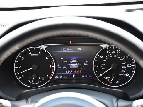 Used 2024 Nissan Altima 2.5 SR w/ SR Premium Package FWD image 28