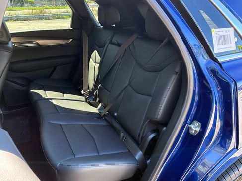 New 2026 Cadillac XT5 Luxury w/ LPO, Premium Carpet Package AWD/4WD image 16