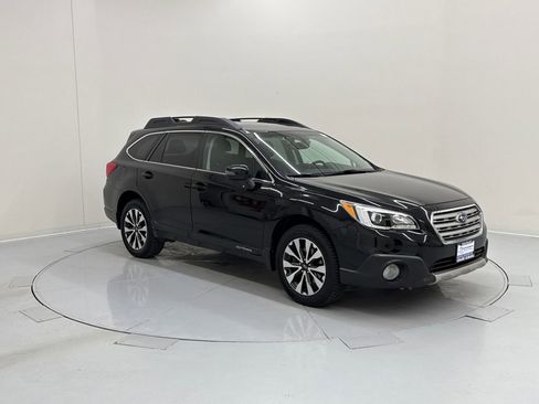 Used 2017 Subaru Outback 3.6R Limited image 8