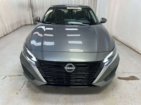 New 2025 Nissan Altima 2.5 SV image 7