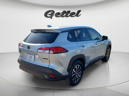 Used 2024 Toyota Corolla Cross AWD Hybrid image 12