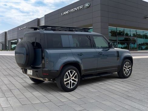 Certified 2026 Land Rover Defender 110 X-Dynamic SE AWD/4WD image 5
