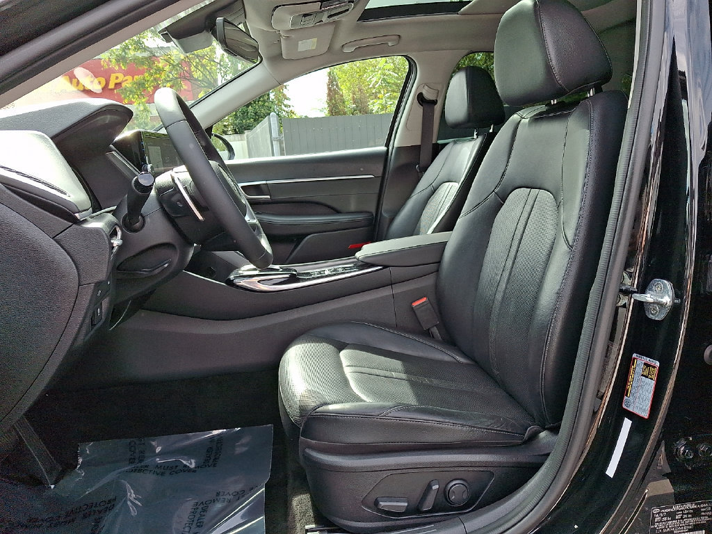 Used 2021 Hyundai Sonata Limited FWD image 14