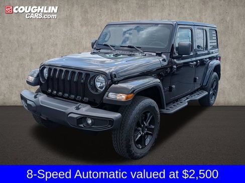 Used 2021 Jeep Wrangler Unlimited Sahara AWD/4WD image 4