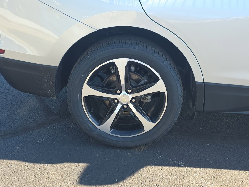 Used 2022 Chevrolet Equinox LT AWD/4WD image 18