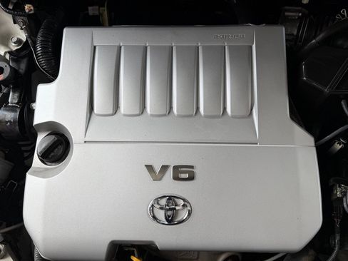 Used 2012 Toyota Venza LE w/ LE Convenience Pkg FWD image 55