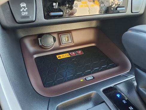 New 2025 Toyota RAV4 Limited w/ Advanced Technology Package image 13